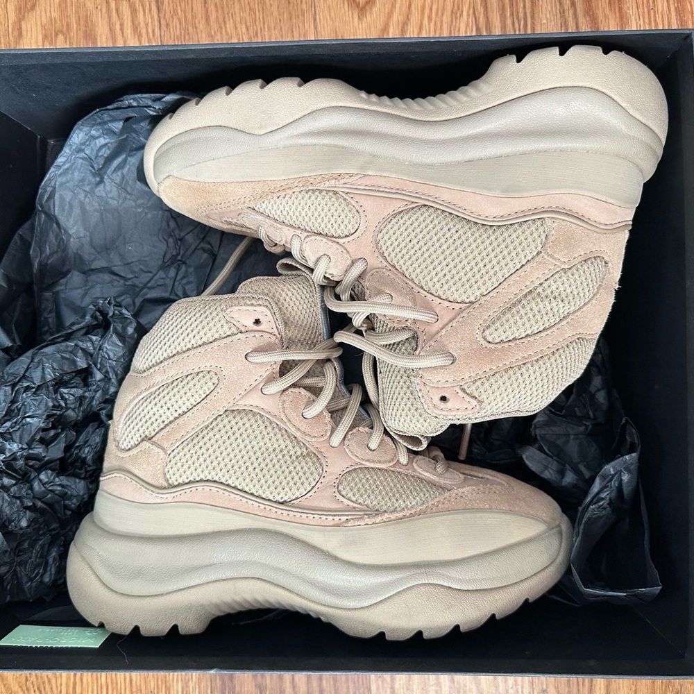 SALE: Yeezy Season 7 Taupe Desert Boot